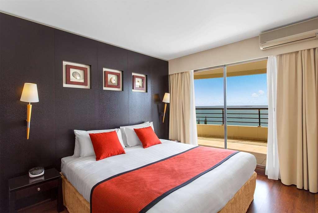 Ramada Hotel & Suites By Wyndham Νουμεά Δωμάτιο φωτογραφία